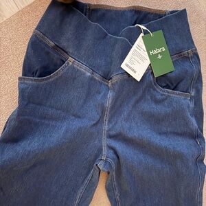 HALARA Women's Dark Blue Jeggings NWT